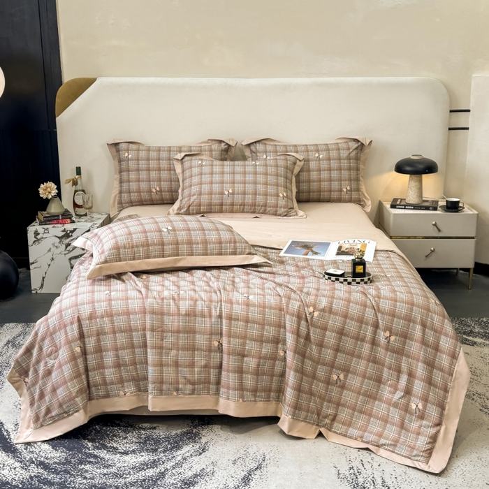 91家纺网 家纺一手货源 找家纺 新款凉感天丝棉夏被夏凉被空调被夏被四件套系列 卡利亚