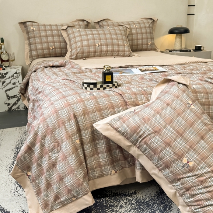 91家纺网 家纺一手货源 找家纺 新款凉感天丝棉夏被夏凉被空调被夏被四件套系列 卡利亚