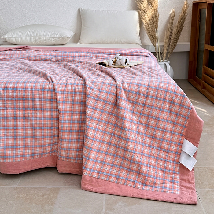 91家纺网 家纺一手货源 找家纺 家贝爱 2026新款全棉色织新疆棉花夏被夏凉被空调被 粉韵格