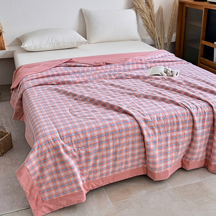 91家纺网 家纺一手货源 找家纺 家贝爱 2026新款全棉色织新疆棉花夏被夏凉被空调被 粉韵格