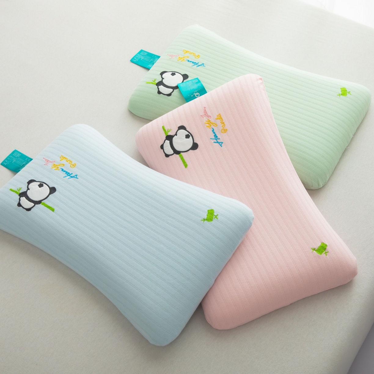 91家纺网 家纺一手货源 找家纺 九州枕芯2025新款全棉卡通刺绣儿童荞麦枕 枕头枕芯 飞碟30*50cm/只