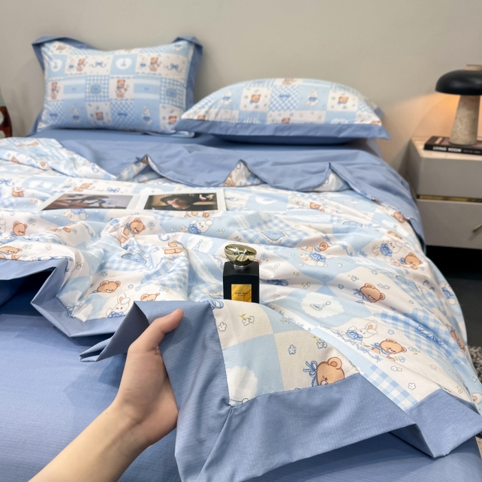 91家纺网 家纺一手货源 找家纺 新款凉感天丝棉夏被夏凉被空调被夏被四件套系列 礼物熊