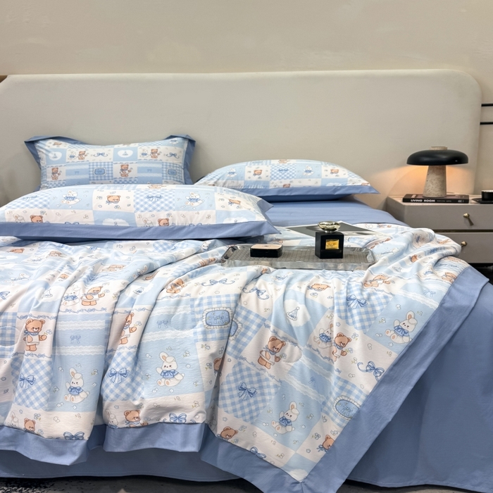 91家纺网 家纺一手货源 找家纺 新款凉感天丝棉夏被夏凉被空调被夏被四件套系列 礼物熊