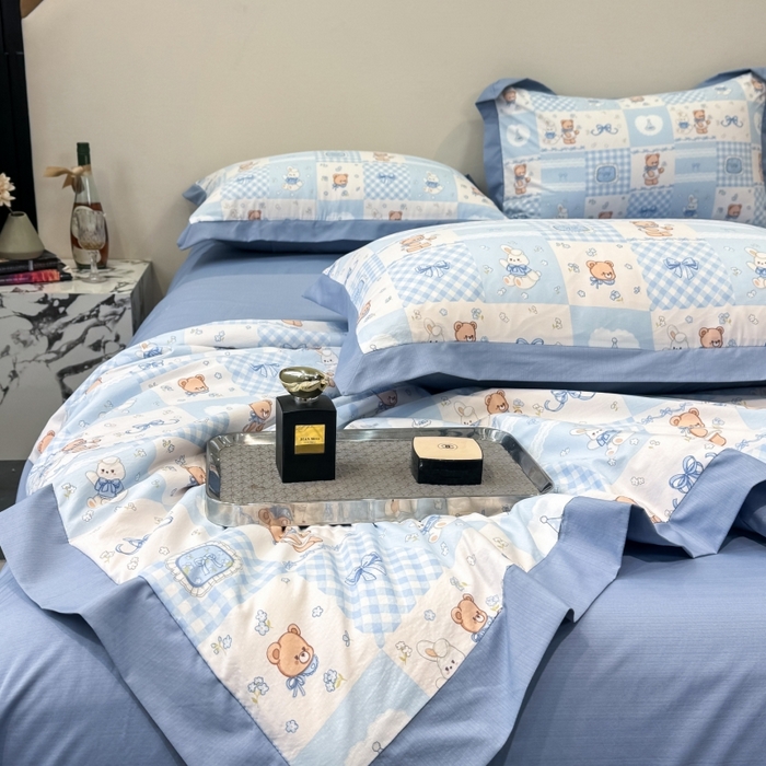 91家纺网 家纺一手货源 找家纺 新款凉感天丝棉夏被夏凉被空调被夏被四件套系列 礼物熊