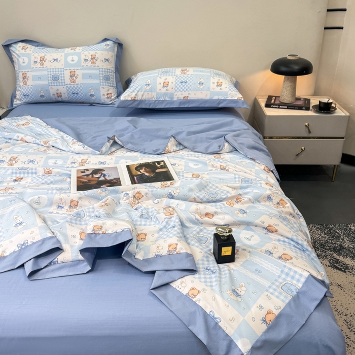 91家纺网 家纺一手货源 找家纺 新款凉感天丝棉夏被夏凉被空调被夏被四件套系列 礼物熊