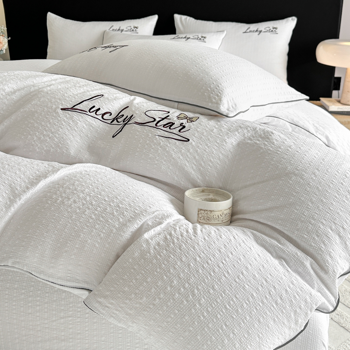 91家纺网 家纺一手货源 找家纺 利欧 2026新款水洗棉四件套提花四件套刺绣四件套-幸运 幸运白