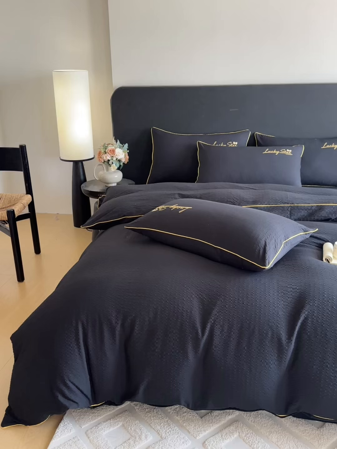 91家纺网 家纺一手货源 找家纺 利欧 2026新款水洗棉四件套提花四件套刺绣四件套-幸运 幸运黑