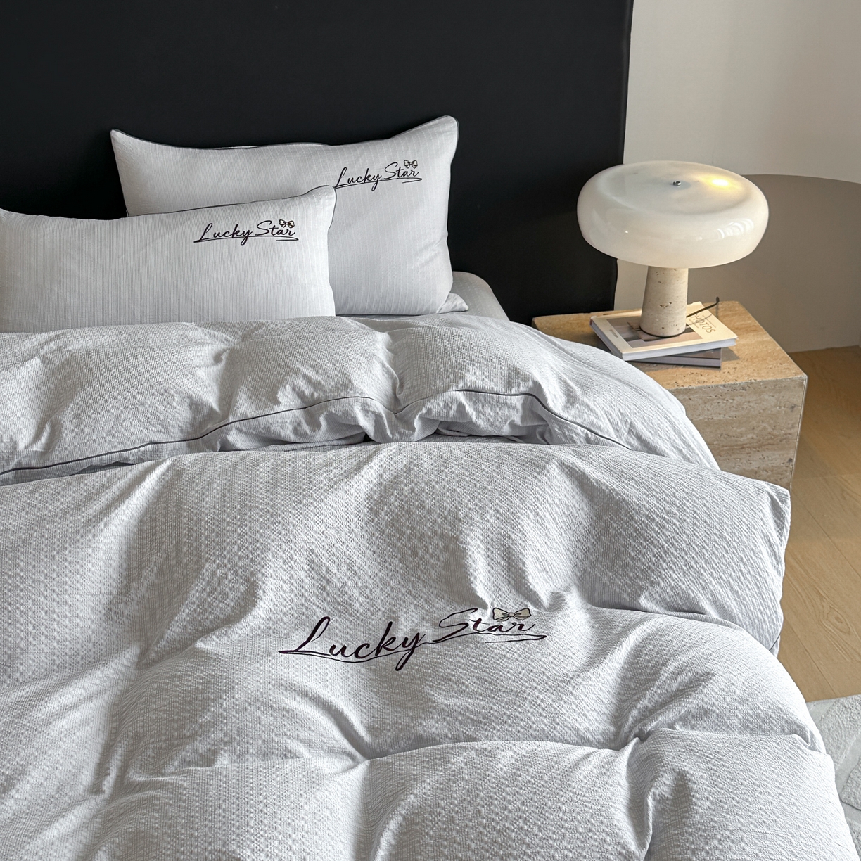 91家纺网 家纺一手货源 找家纺 利欧 2026新款水洗棉四件套提花四件套刺绣四件套-幸运 幸运灰