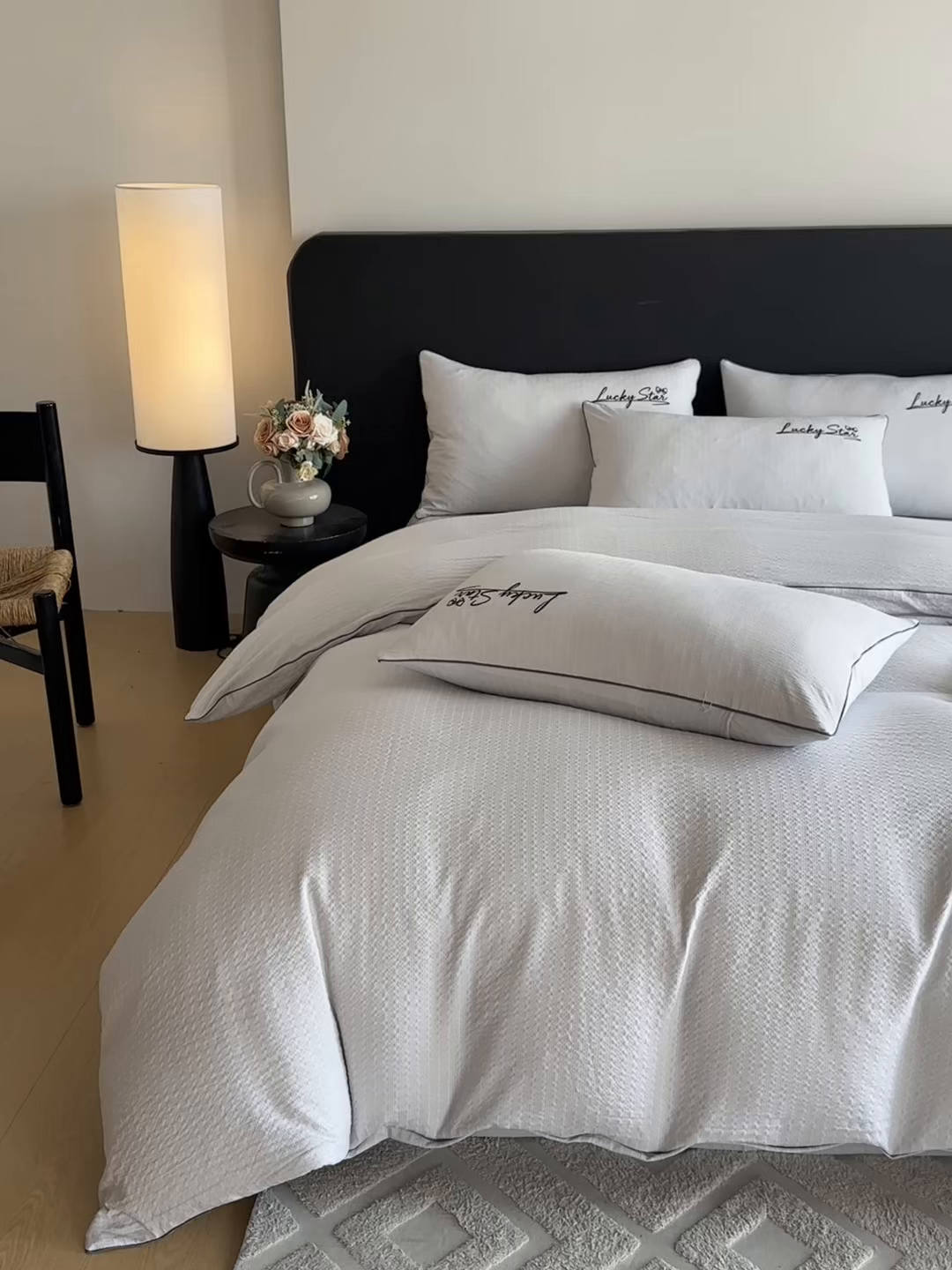 91家纺网 家纺一手货源 找家纺 利欧 2026新款水洗棉四件套提花四件套刺绣四件套-幸运 幸运灰