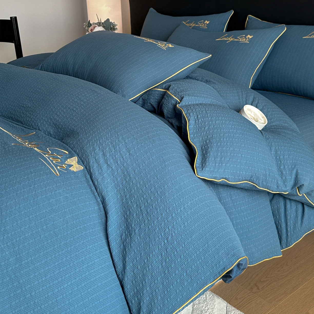 91家纺网 家纺一手货源 找家纺 利欧 2026新款水洗棉四件套提花四件套刺绣四件套-幸运 幸运深蓝