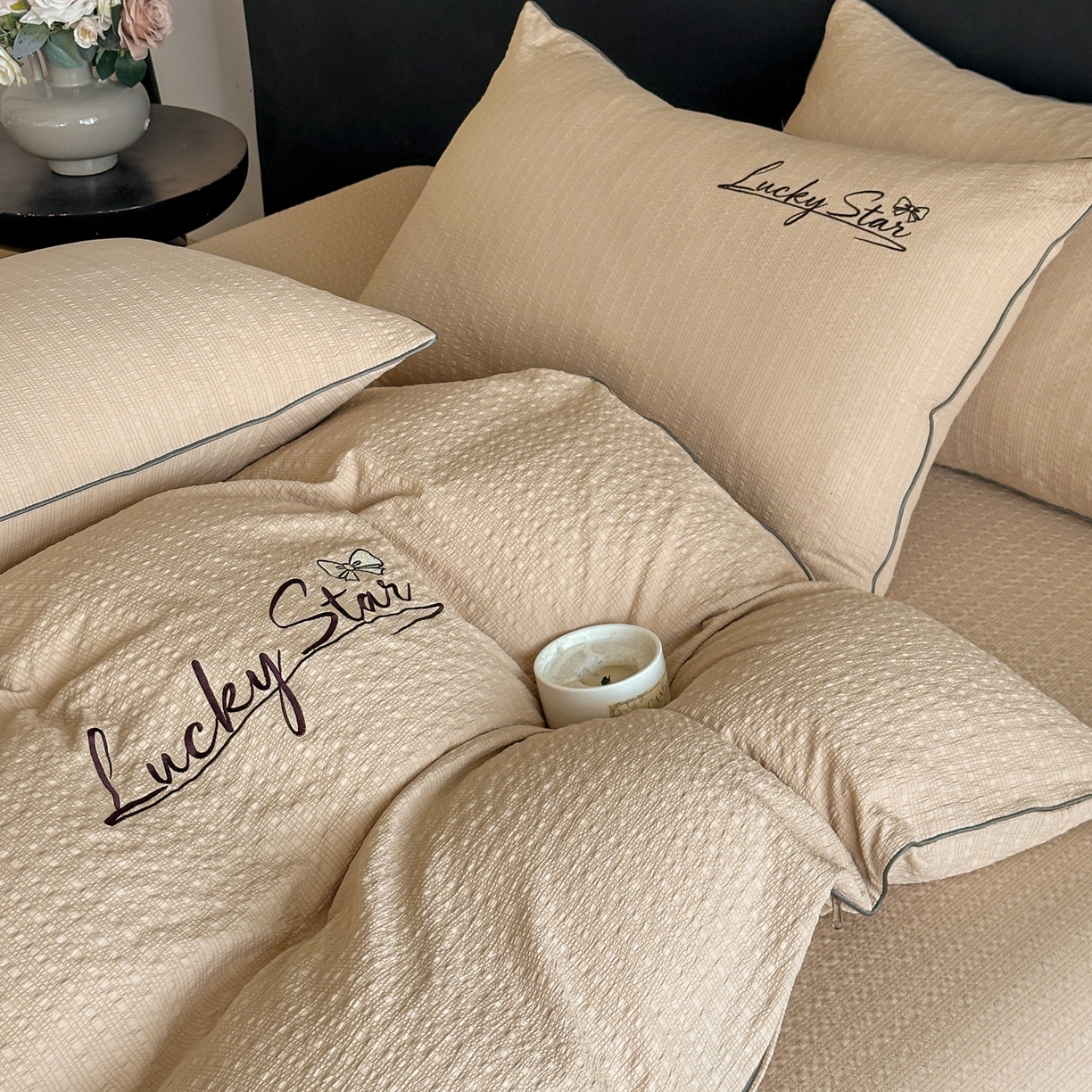 91家纺网 家纺一手货源 找家纺 利欧 2026新款水洗棉四件套提花四件套刺绣四件套-幸运 幸运驼