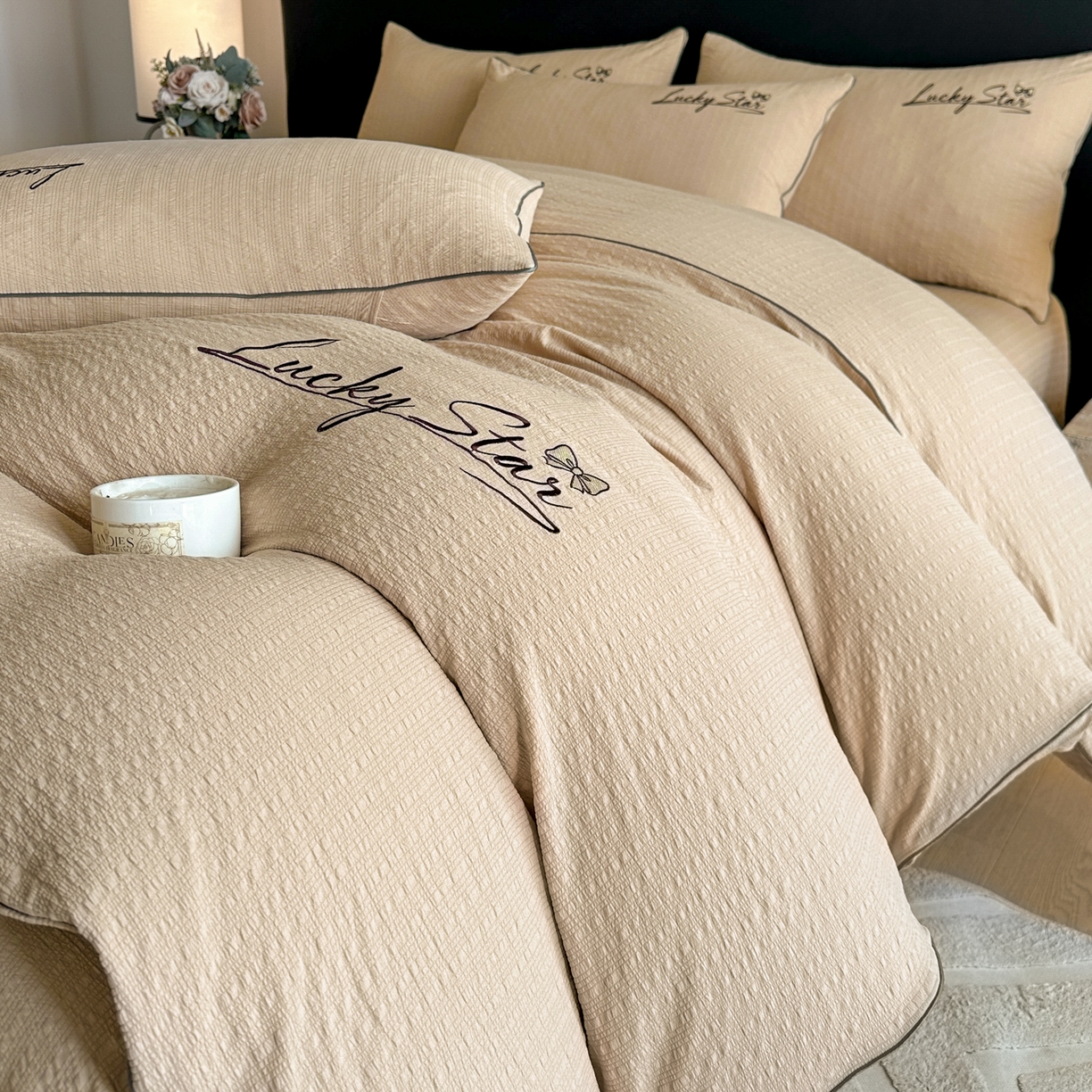 91家纺网 家纺一手货源 找家纺 利欧 2026新款水洗棉四件套提花四件套刺绣四件套-幸运 幸运驼