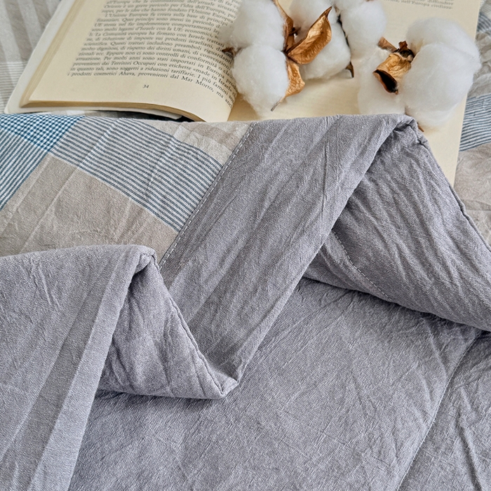 91家纺网 家纺一手货源 找家纺 家贝爱 2026新款全棉色织新疆棉花夏被夏凉被空调被 简易蓝