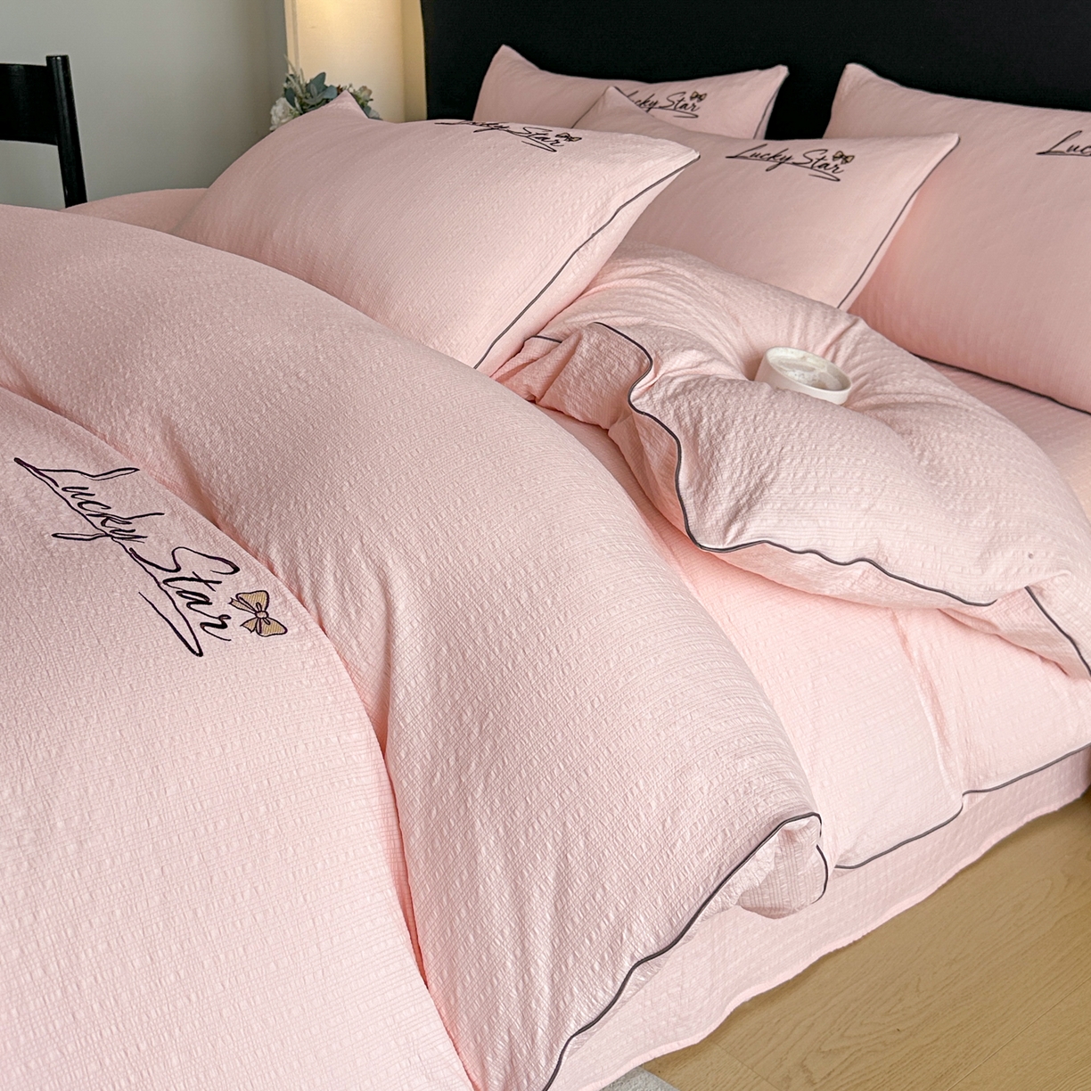 91家纺网 家纺一手货源 找家纺 利欧 2026新款水洗棉四件套提花四件套刺绣四件套-幸运 幸运玉