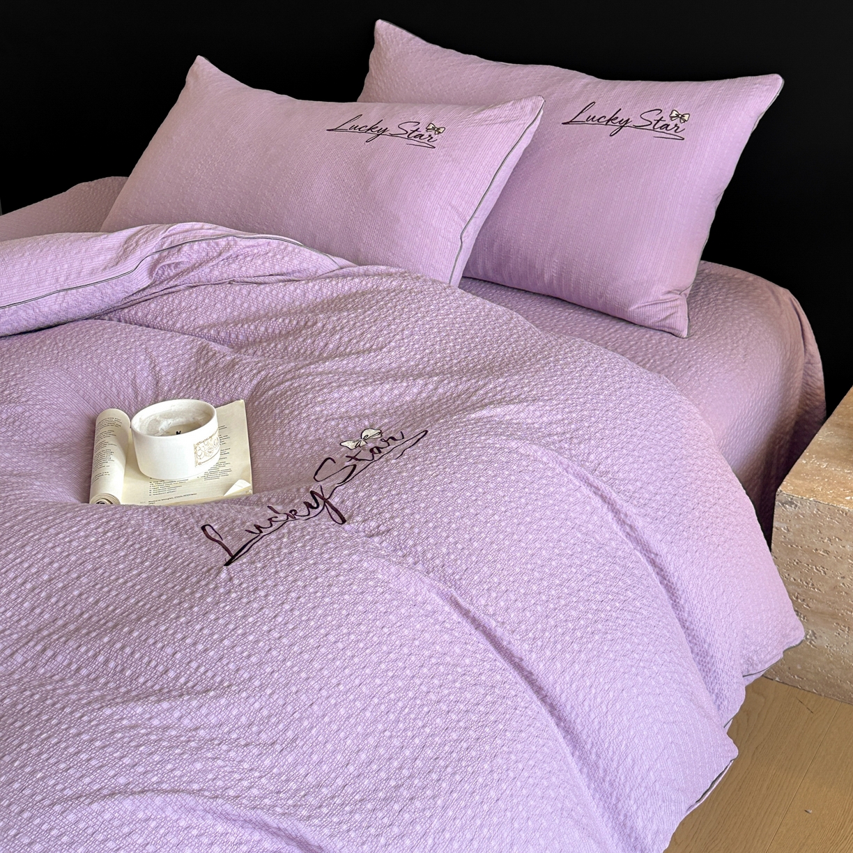 91家纺网 家纺一手货源 找家纺 利欧 2026新款水洗棉四件套提花四件套刺绣四件套-幸运 幸运紫