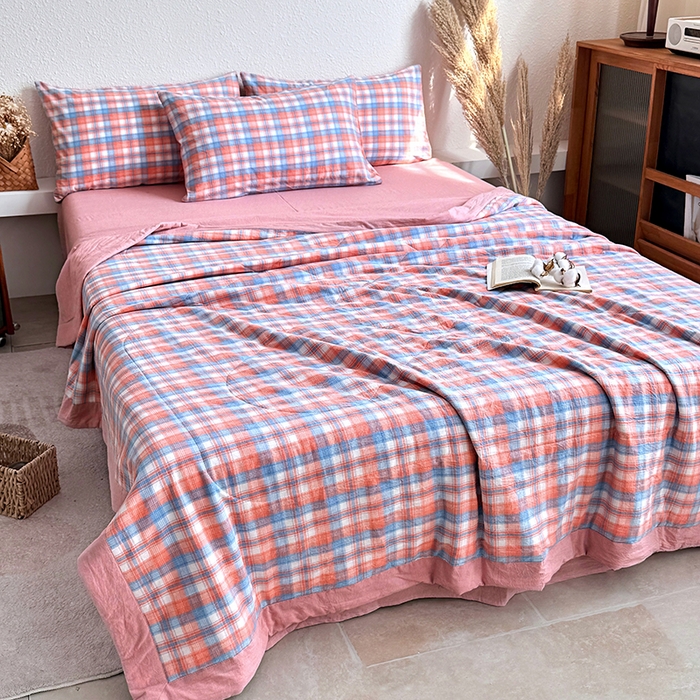 91家纺网 家纺一手货源 找家纺 家贝爱 2026新款全棉色织新疆棉花夏被夏凉被空调被 蓝橙格