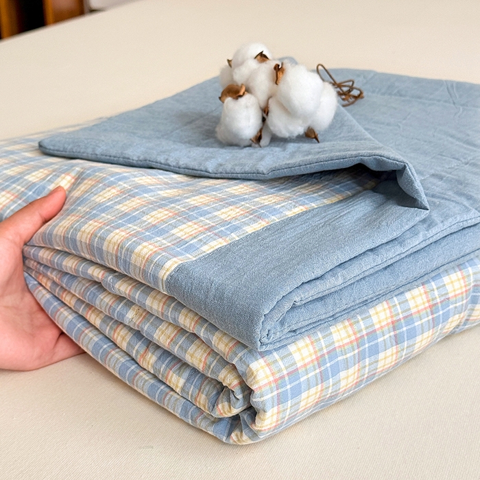 91家纺网 家纺一手货源 找家纺 家贝爱 2026新款全棉色织新疆棉花夏被夏凉被空调被 蓝黄格