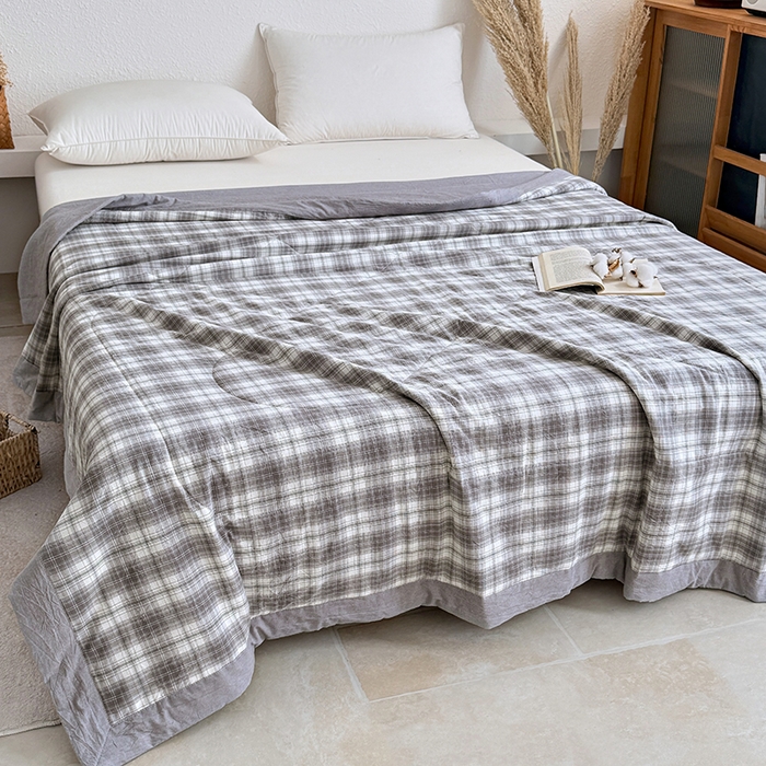 91家纺网 家纺一手货源 找家纺 家贝爱 2026新款全棉色织新疆棉花夏被夏凉被空调被 雾莲格