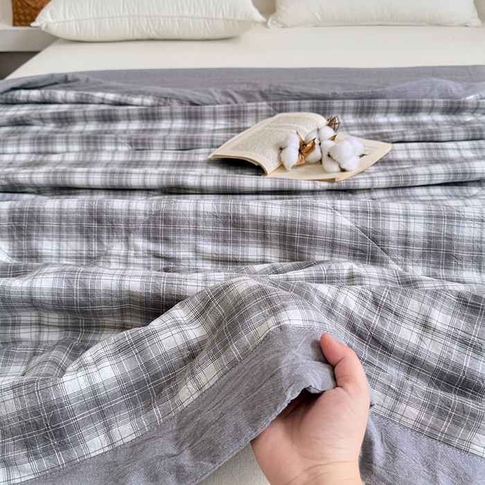 91家纺网 家纺一手货源 找家纺 家贝爱 2026新款全棉色织新疆棉花夏被夏凉被空调被 雾莲格