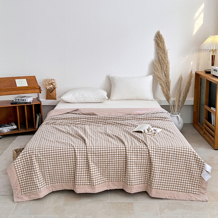 91家纺网 家纺一手货源 找家纺 家贝爱 2026新款全棉色织新疆棉花夏被夏凉被空调被 小咖格