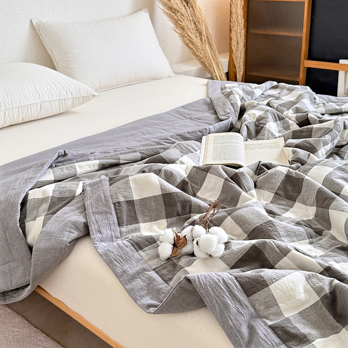 91家纺网 家纺一手货源 找家纺 家贝爱 2026新款全棉色织新疆棉花夏被夏凉被空调被 中灰格