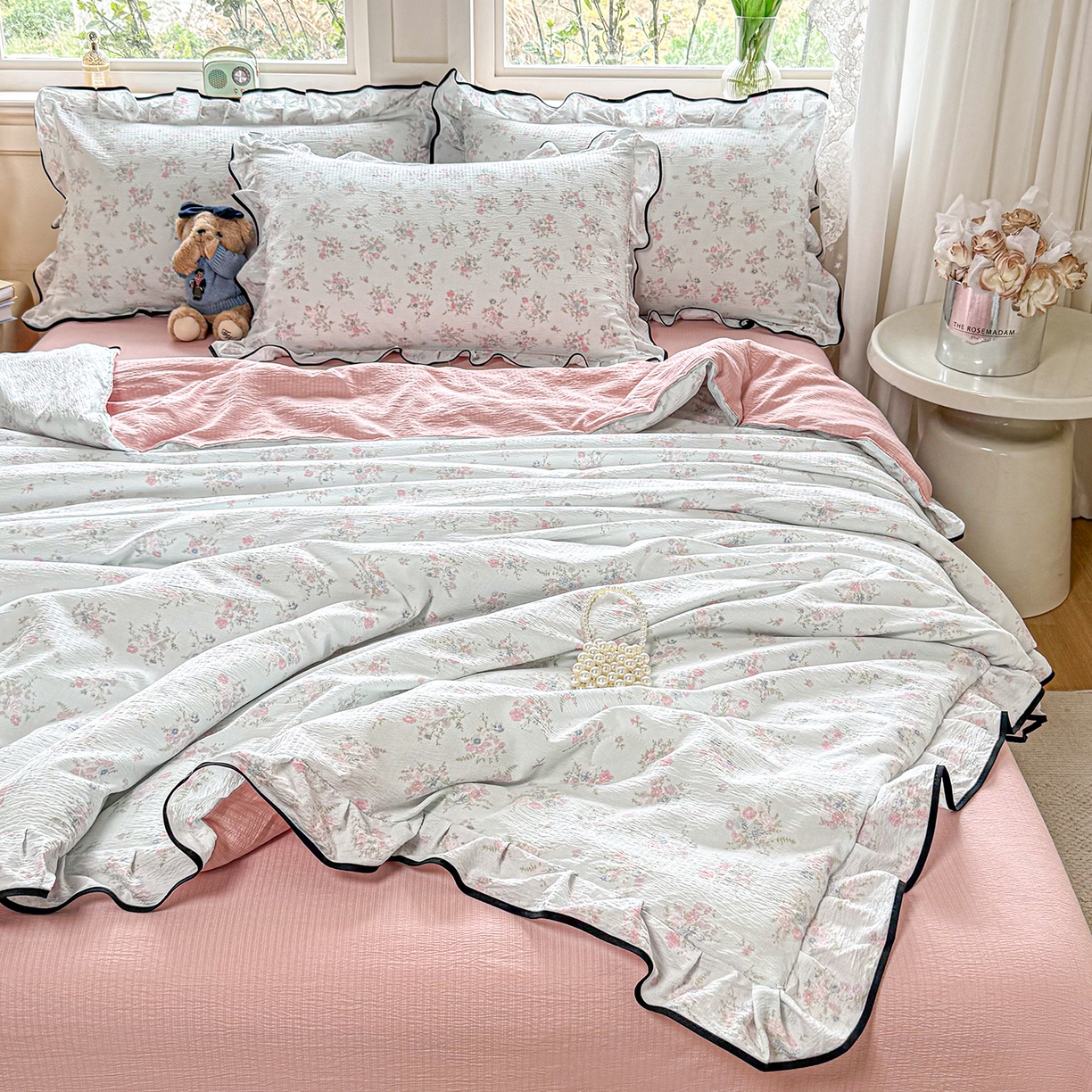 91家纺网 家纺一手货源 找家纺 梦纤绒 2026新款法式全棉花边夏被夏凉被空调被四件套 花间语