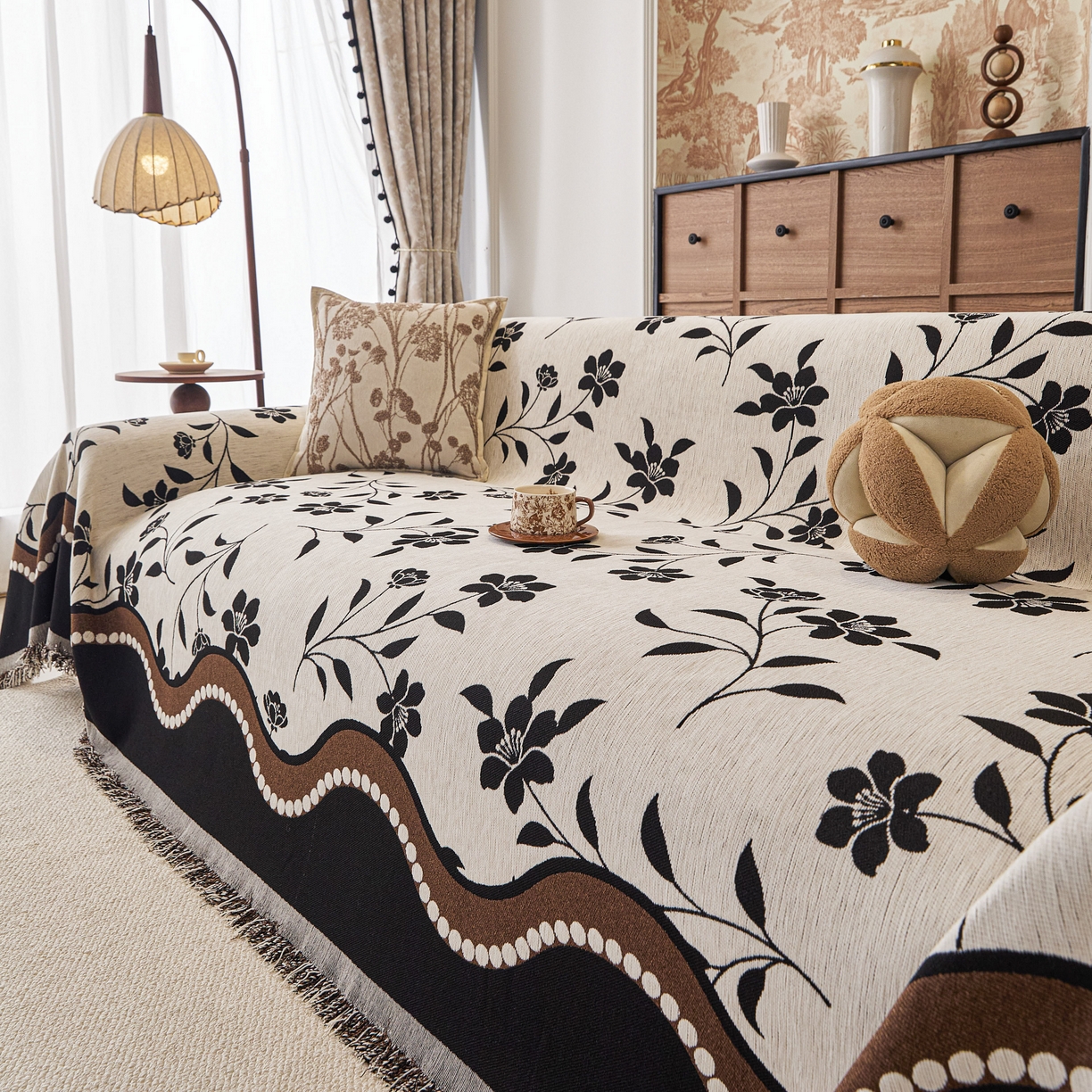 91家纺网 家纺一手货源 找家纺 逐日沙发套 2026新款加厚雪尼尔-沙发巾 黑影繁花