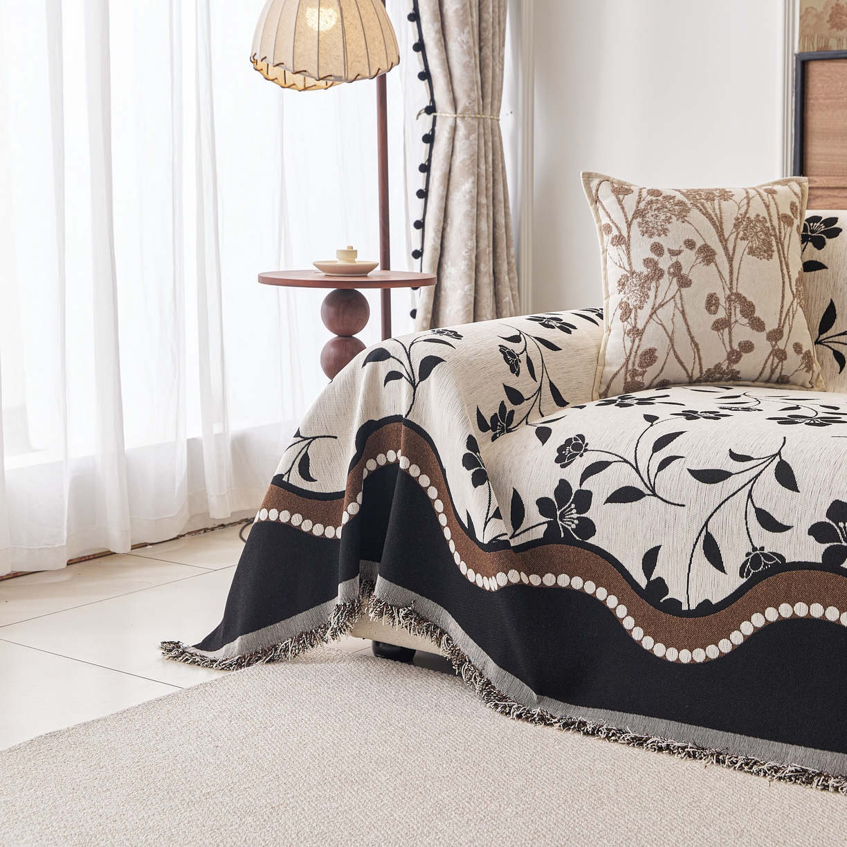 91家纺网 家纺一手货源 找家纺 逐日沙发套 2026新款加厚雪尼尔-沙发巾 黑影繁花