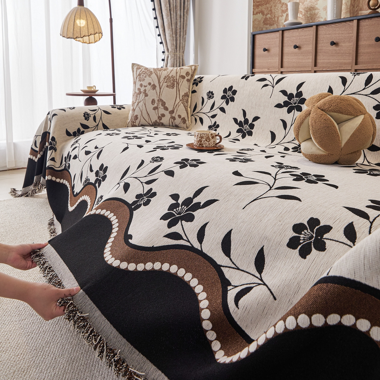 91家纺网 家纺一手货源 找家纺 逐日沙发套 2026新款加厚雪尼尔-沙发巾 黑影繁花