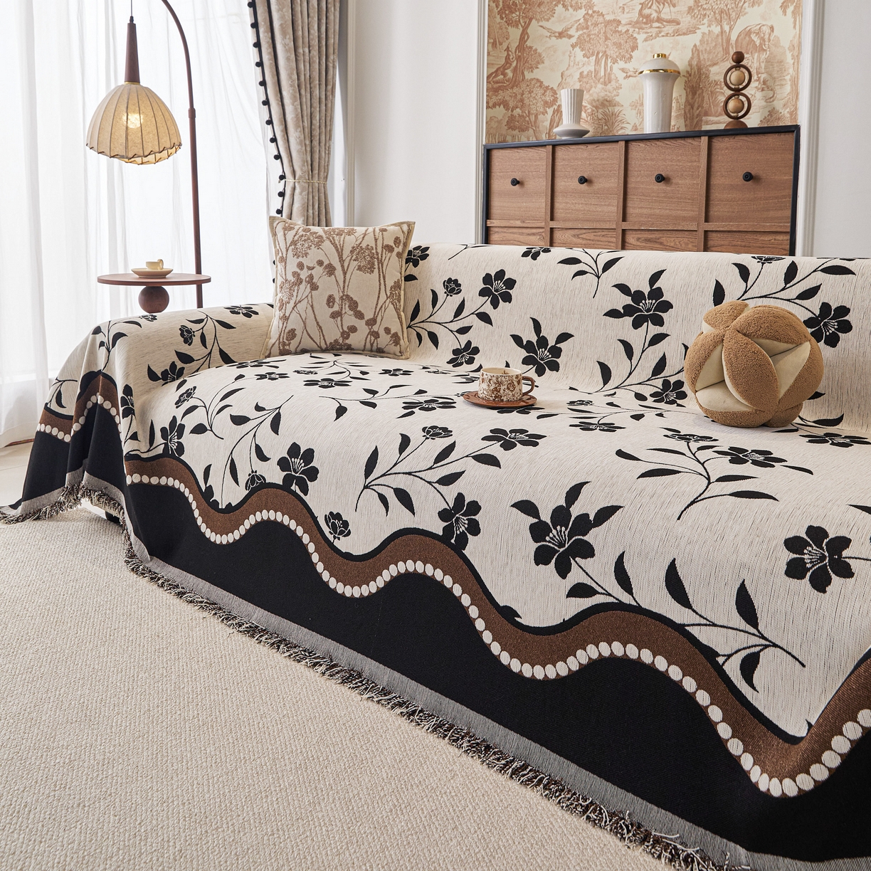 91家纺网 家纺一手货源 找家纺 逐日沙发套 2026新款加厚雪尼尔-沙发巾 黑影繁花