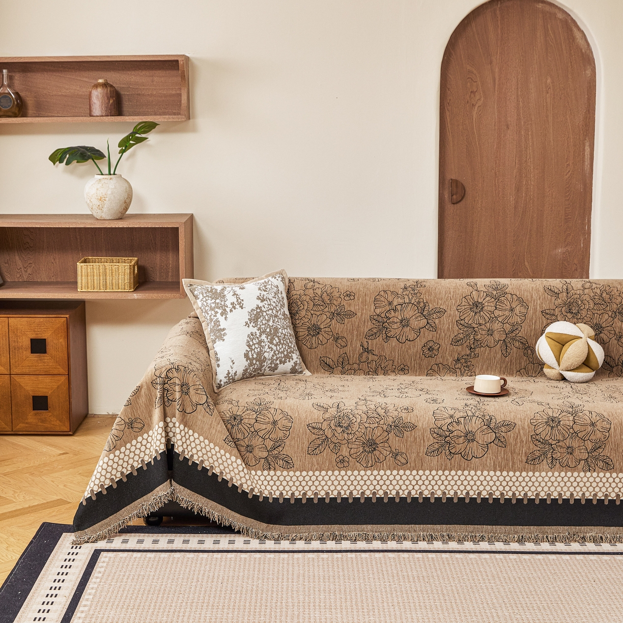 91家纺网 家纺一手货源 找家纺 逐日沙发套 2026新款加厚雪尼尔-沙发巾 焦糖花影