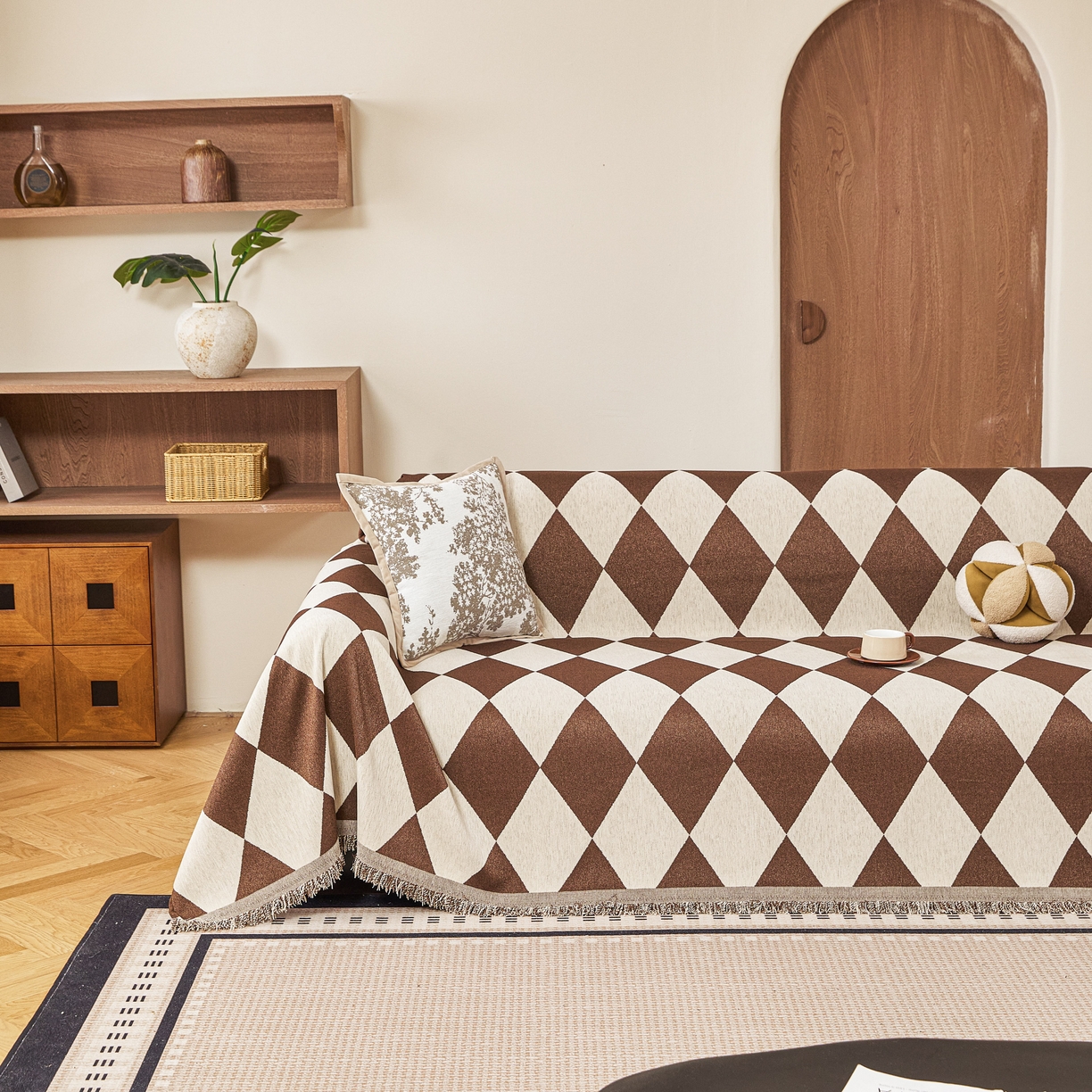 91家纺网 家纺一手货源 找家纺 逐日沙发套 2026新款加厚雪尼尔-沙发巾 摩卡棋盘