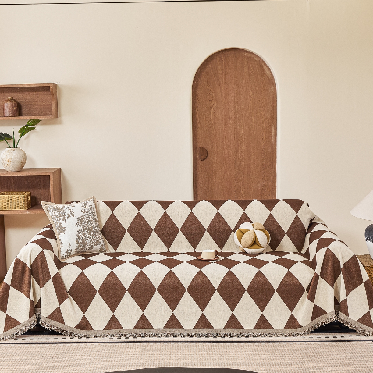 91家纺网 家纺一手货源 找家纺 逐日沙发套 2026新款加厚雪尼尔-沙发巾 摩卡棋盘