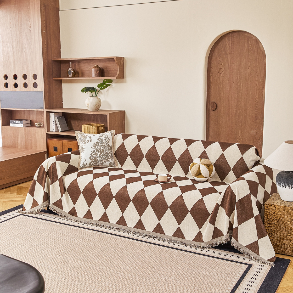 91家纺网 家纺一手货源 找家纺 逐日沙发套 2026新款加厚雪尼尔-沙发巾 摩卡棋盘