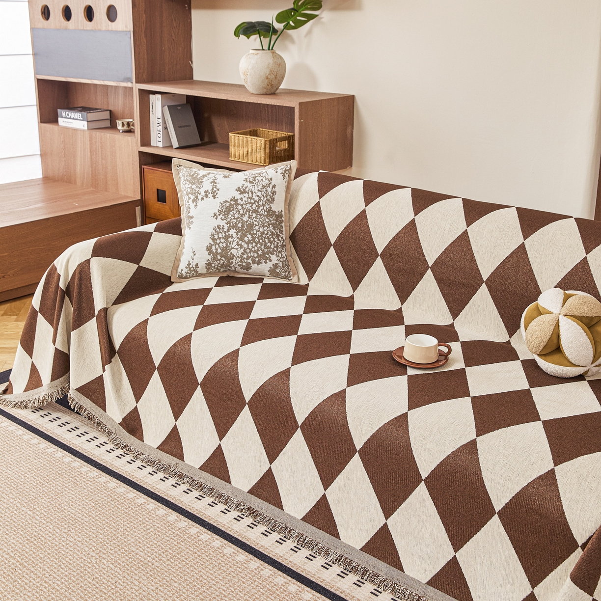 91家纺网 家纺一手货源 找家纺 逐日沙发套 2026新款加厚雪尼尔-沙发巾 摩卡棋盘