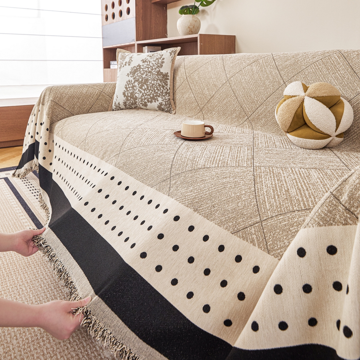 91家纺网 家纺一手货源 找家纺 逐日沙发套 2026新款加厚雪尼尔-沙发巾 雅点格棕