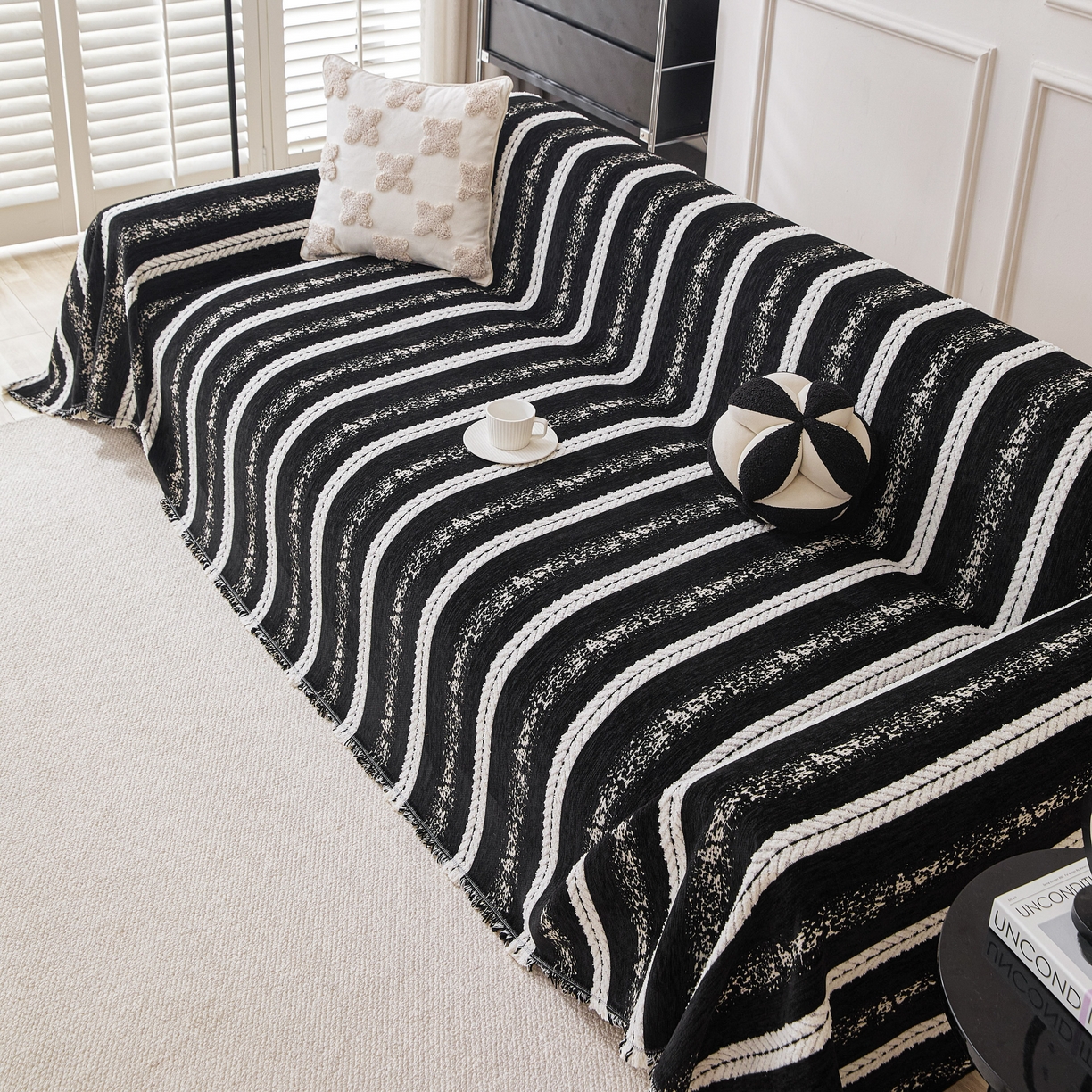 91家纺网 家纺一手货源 找家纺 逐日沙发套 2026新款加厚雪尼尔-沙发巾 织序流年-黑