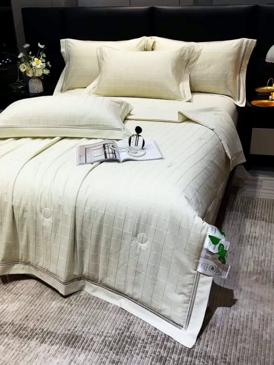 91家纺网 家纺一手货源 找家纺 欧夏 2026新款莱赛尔亚麻天丝麻方格提花镂空夏被空调被夏凉被夏季薄被子直播供货外贸（独立手提袋包装） 绅士灰