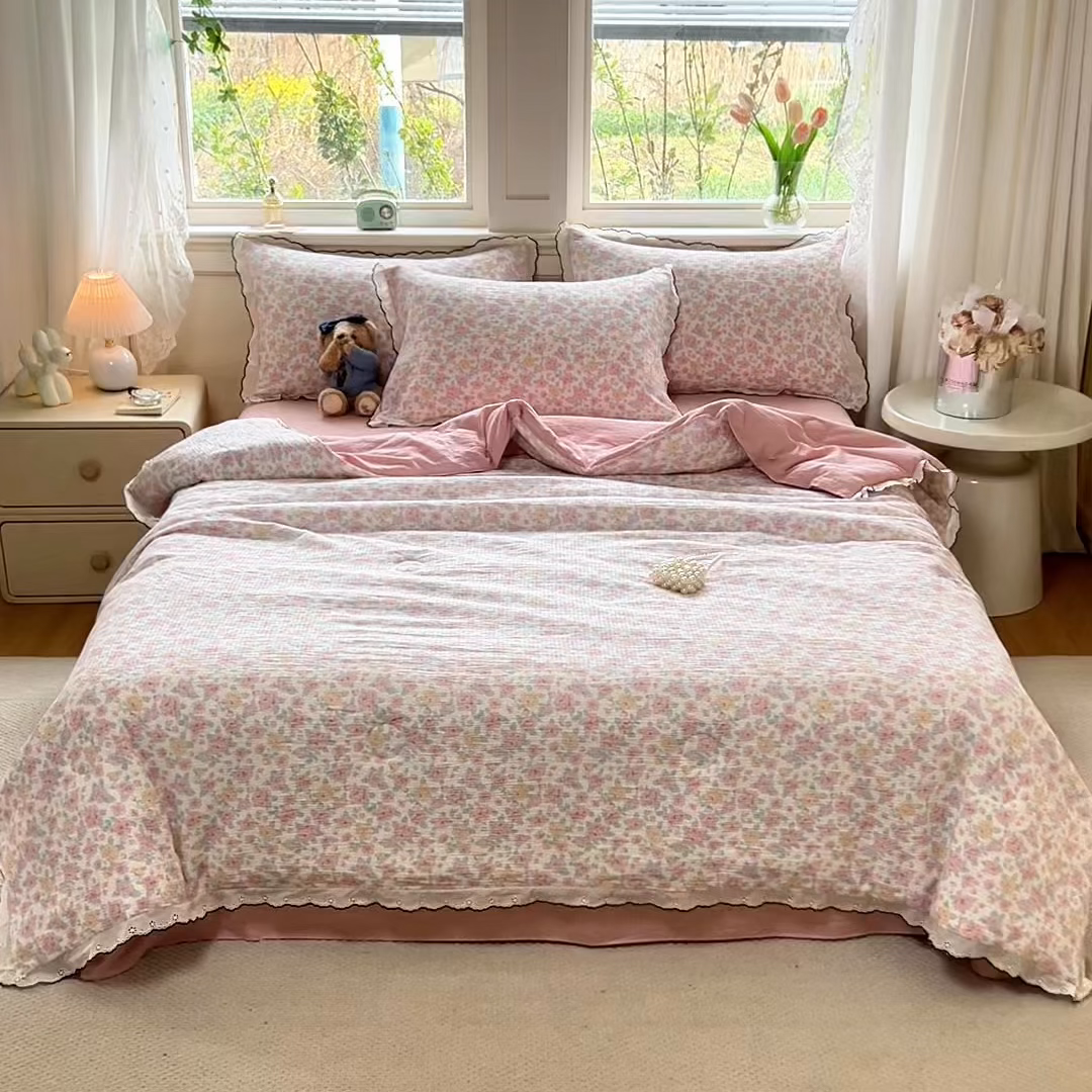 91家纺网 家纺一手货源 找家纺 梦纤绒 2026新款法式全棉花边夏被夏凉被空调被四件套 莫奈花园