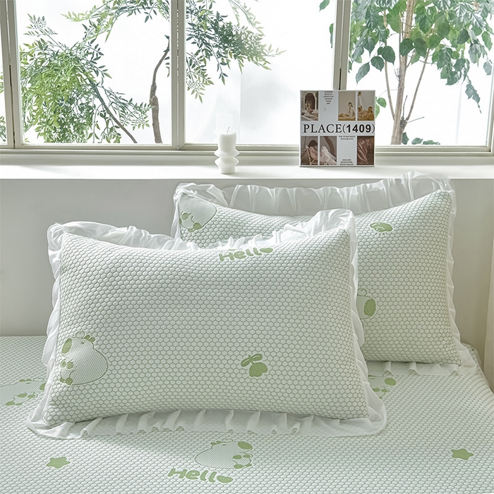 91家纺网 家纺一手货源 找家纺 梦之星 2026春夏新款400克A类提花冰豆豆凉感床裙款凉席三件套席子空调软席  卡比巴拉-绿