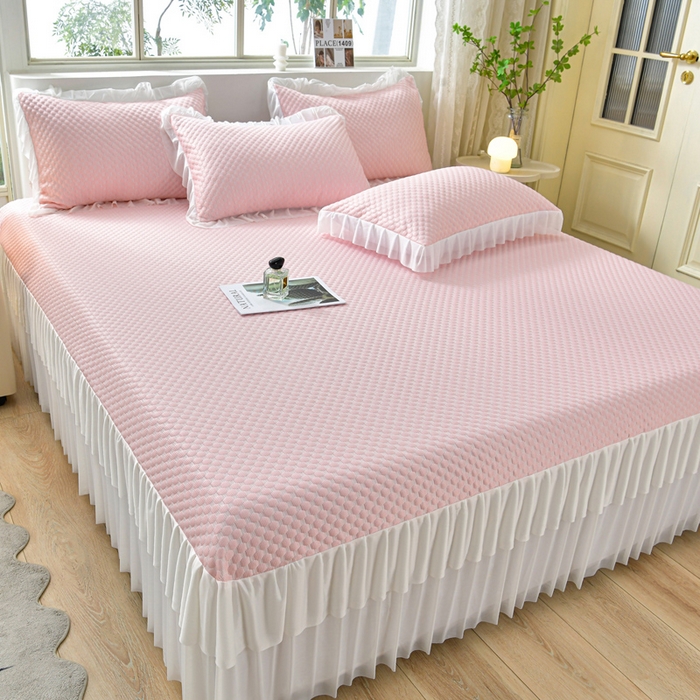 91家纺网 家纺一手货源 找家纺 梦之星 2026春夏新款400克A类提花冰豆豆凉感床裙款凉席三件套席子空调软席  粉色