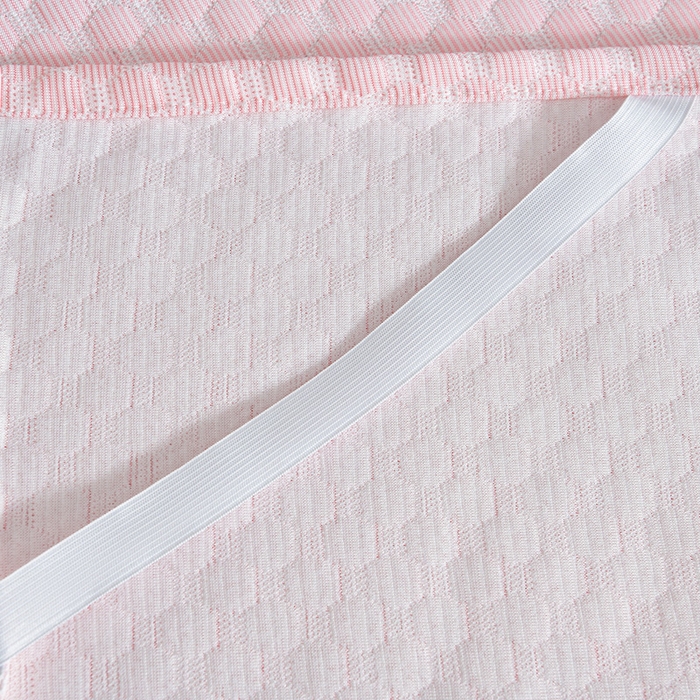 91家纺网 家纺一手货源 找家纺 梦之星 2026春夏新款400克A类提花冰豆豆凉感床裙款凉席三件套席子空调软席  粉色