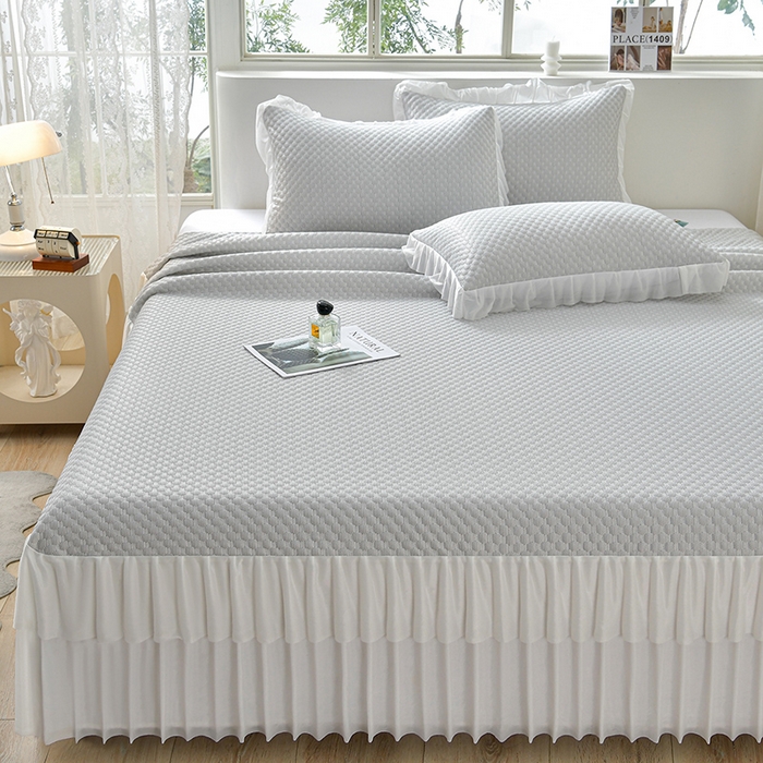 91家纺网 家纺一手货源 找家纺 梦之星 2026春夏新款400克A类提花冰豆豆凉感床裙款凉席三件套席子空调软席  灰色