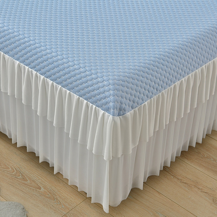 91家纺网 家纺一手货源 找家纺 梦之星 2026春夏新款400克A类提花冰豆豆凉感床裙款凉席三件套席子空调软席  蓝色