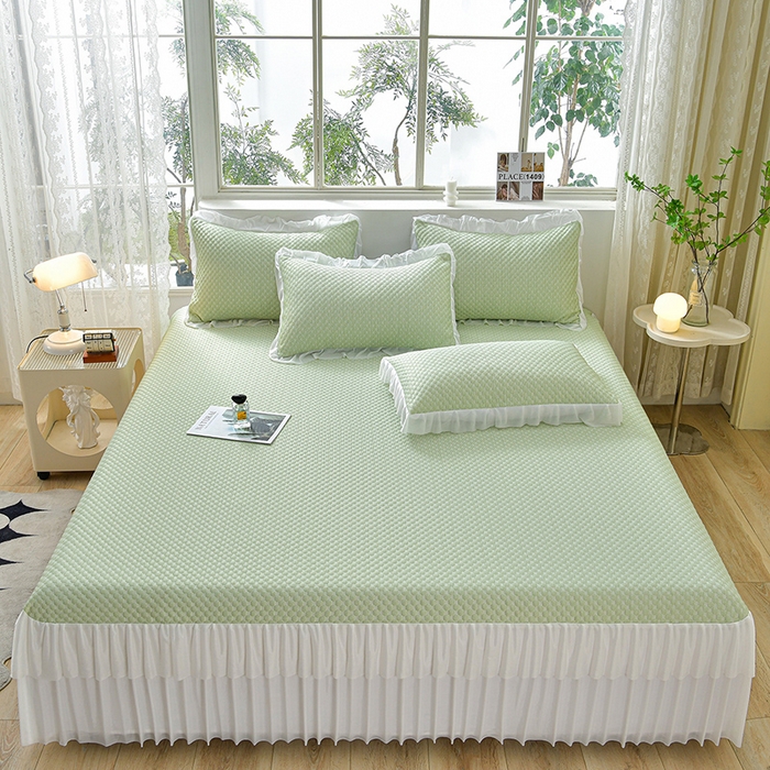 91家纺网 家纺一手货源 找家纺 梦之星 2026春夏新款400克A类提花冰豆豆凉感床裙款凉席三件套席子空调软席  绿色