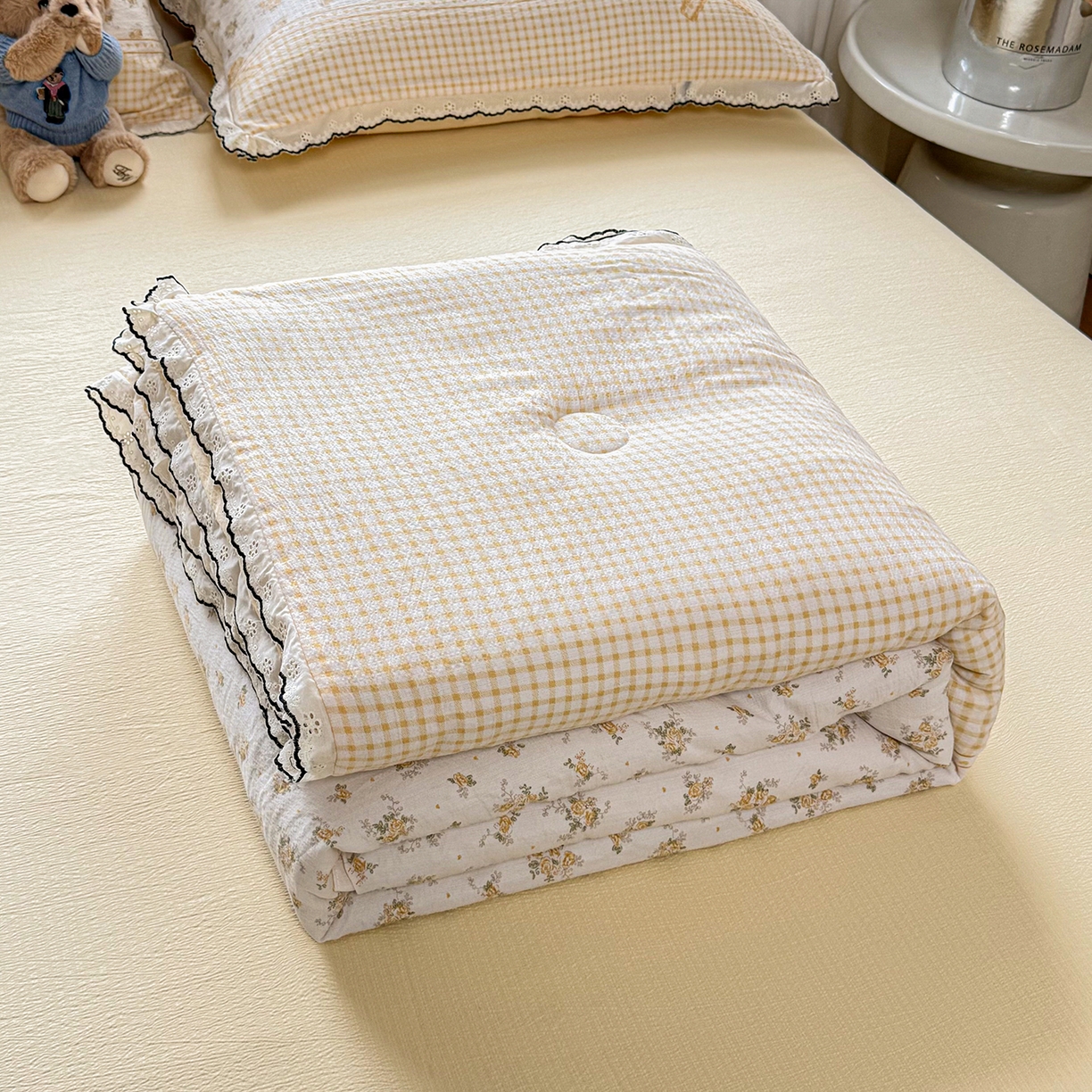 91家纺网 家纺一手货源 找家纺 梦纤绒 2026新款法式全棉花边夏被夏凉被空调被四件套 浅夏