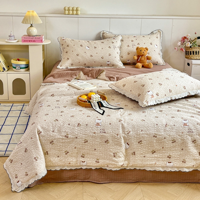 91家纺网 家纺一手货源 找家纺 （总）利禾 2026新款泡芙全棉小黑花边夏被四件套夏凉被空调被