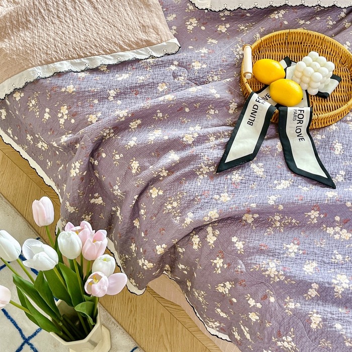 91家纺网 家纺一手货源 找家纺 利禾 2026新款泡芙全棉小黑花边夏被四件套夏凉被空调被 米兰灰-花边款