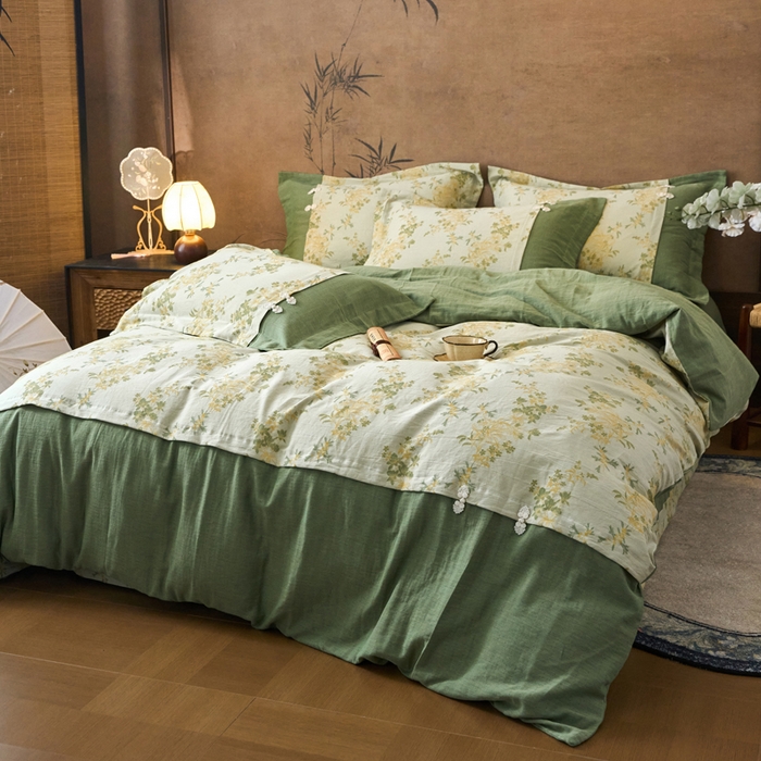 91家纺网 家纺一手货源 找家纺 春皖家纺 2026新款全棉提花双层纱盘扣四件套-旗袍风系列 青栀