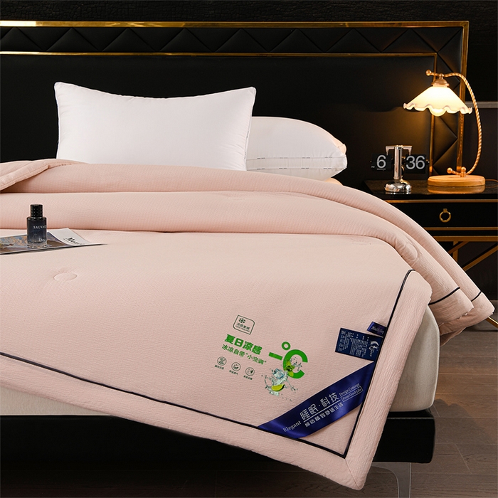 91家纺网 家纺一手货源 找家纺 赫本家纺 2026新款泡泡纱纯色烫钻夏凉被空调被夏被 柔粉